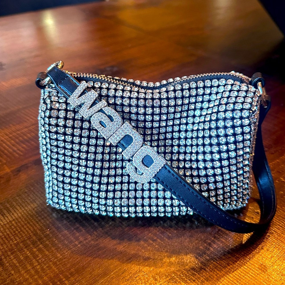 Wang Handbag 💎